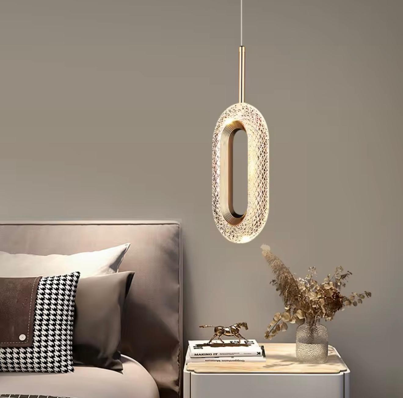 Kryształowa, nowoczesna wisząca złota lampa glamour Crystal Loop